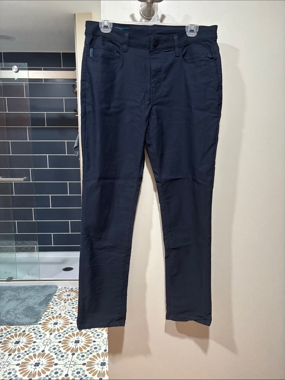 Perry Ellis Men's Navy Slim Chinos
